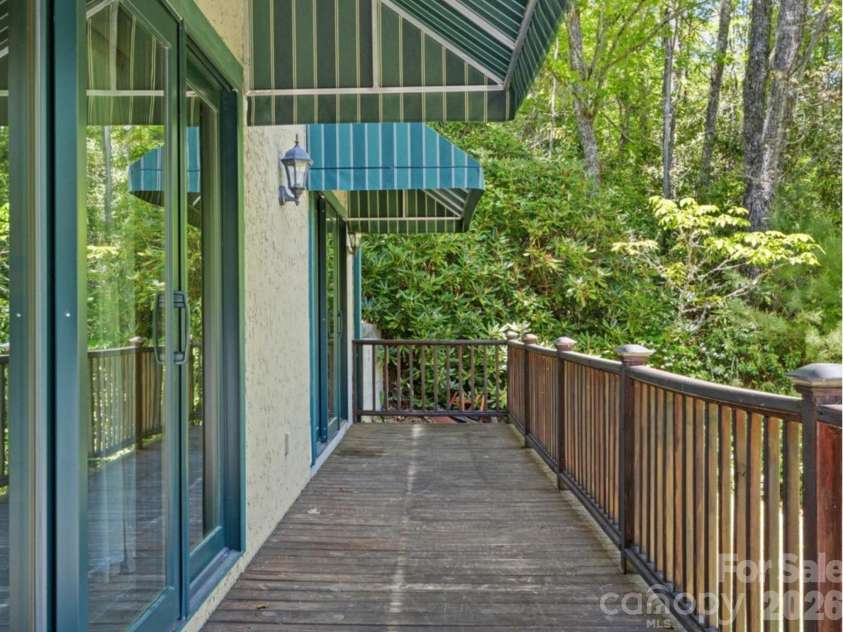 7255 Laurel Hill Drive, Newland, NC 28657.  MLS# CAR4315201, YatesRealty ID 7235. 