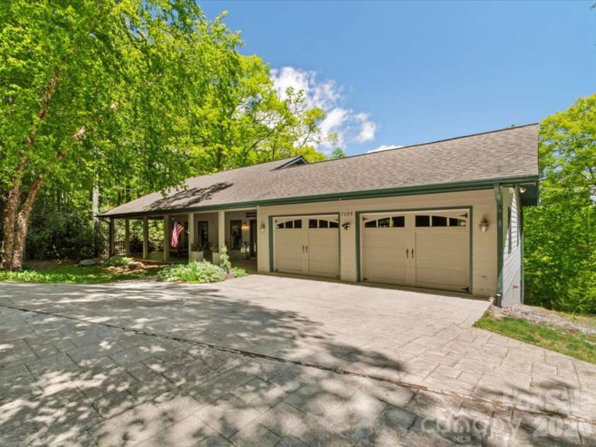 7255 Laurel Hill Drive, Newland, NC 28657.  MLS# CAR4315201, YatesRealty ID 7235. Heated two car garage