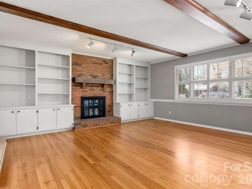3605 Sulstone Lane, Charlotte, NC 28210.  MLS# CAR4355133, YatesRealty ID 7236. 
