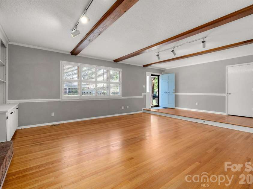 3605 Sulstone Lane, Charlotte, NC 28210.  MLS# CAR4355133, YatesRealty ID 7236. 