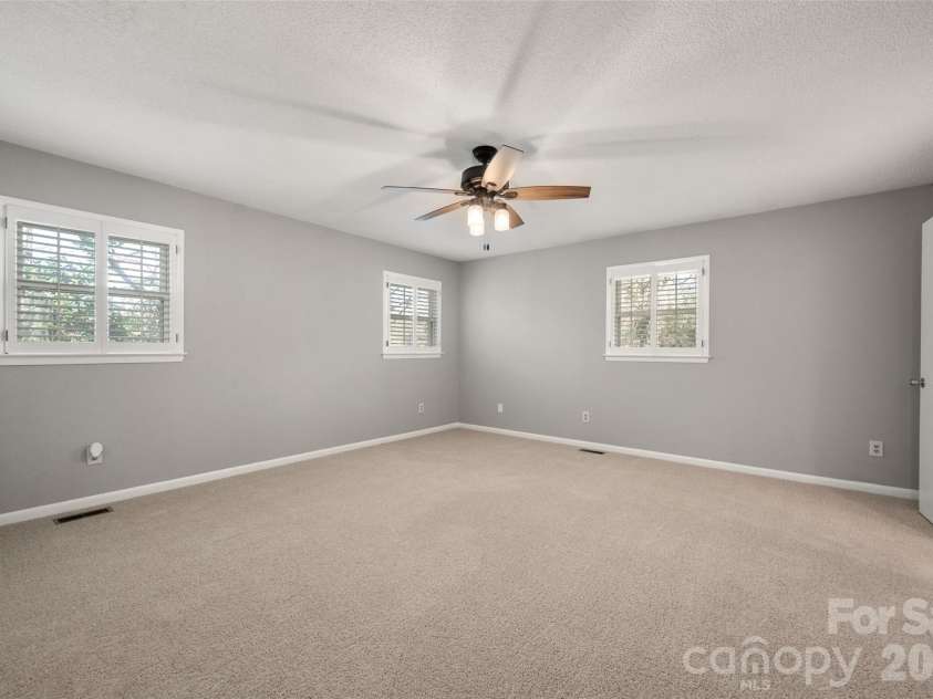 3605 Sulstone Lane, Charlotte, NC 28210.  MLS# CAR4355133, YatesRealty ID 7236. 