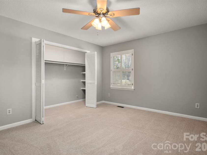3605 Sulstone Lane, Charlotte, NC 28210.  MLS# CAR4355133, YatesRealty ID 7236. 