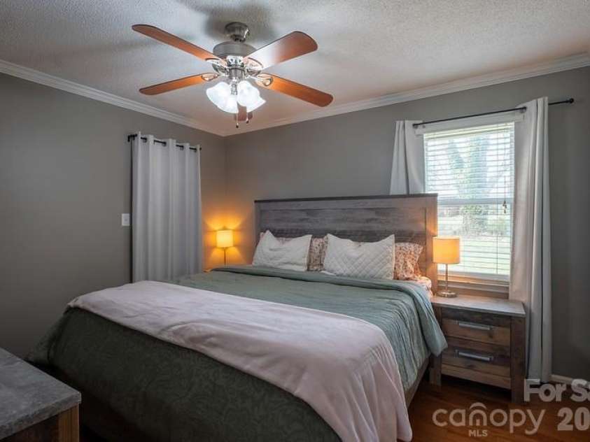 102 Wendover Drive, Lincolnton, NC 28092.  MLS# CAR4352261, YatesRealty ID 7238. Primary