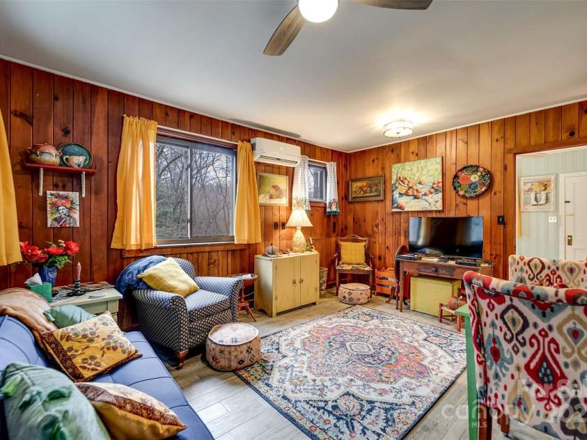 180 Valley Lane, Bryson City, NC 28713.  MLS# CAR4203621, YatesRealty ID 7239. 