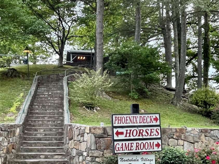 180 Valley Lane, Bryson City, NC 28713.  MLS# CAR4203621, YatesRealty ID 7239. 