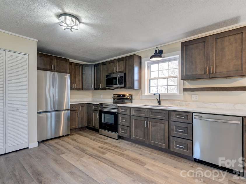 241 Sherrill Lane, Canton, NC 28716.  MLS# CAR4337673, YatesRealty ID 7239. 