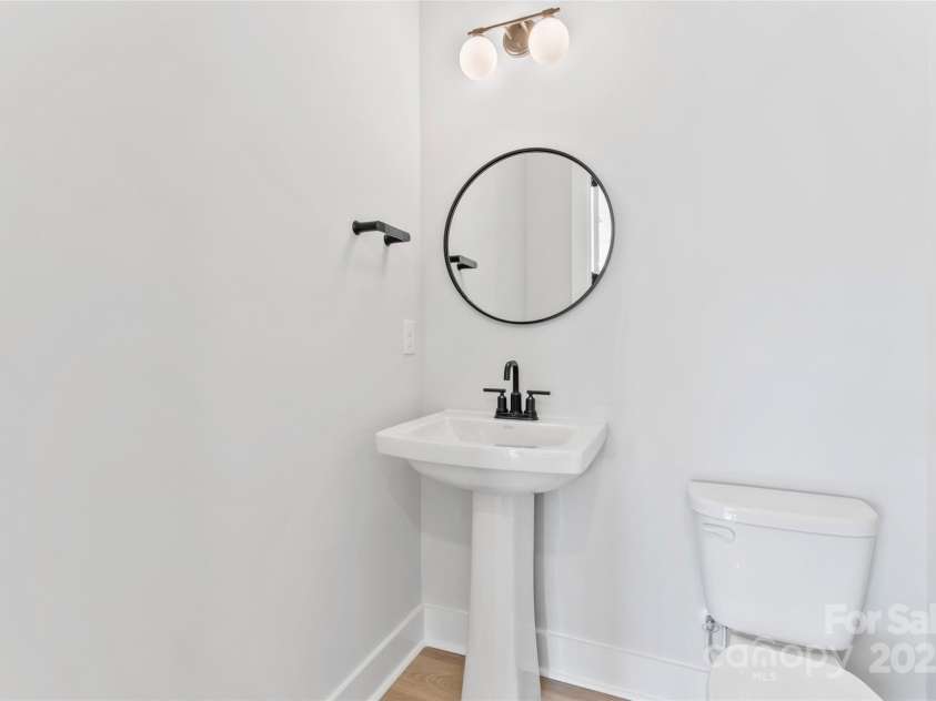 3433 Byrnes Street, Charlotte, NC 28205.  MLS# CAR4241259, YatesRealty ID 7240. 