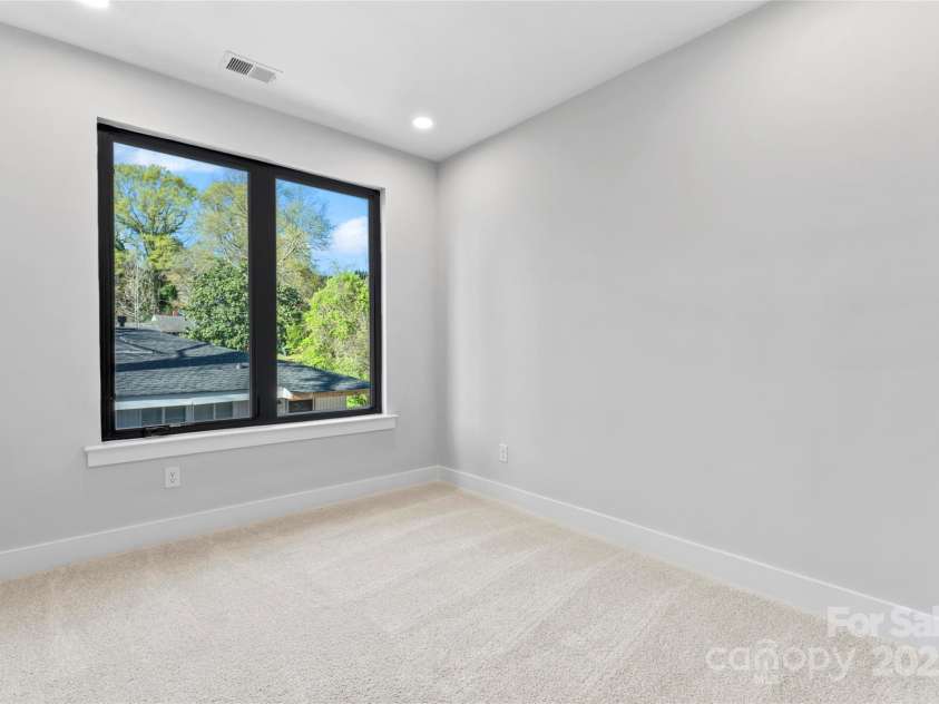 3433 Byrnes Street, Charlotte, NC 28205.  MLS# CAR4241259, YatesRealty ID 7240. 