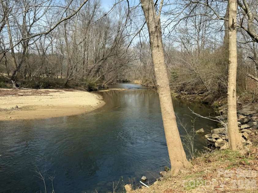 2742 Hwy 268 Highway, Lenoir, NC 28645.  MLS# CAR4354775, YatesRealty ID 7241. 