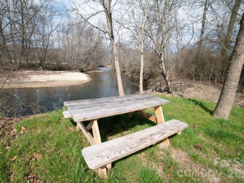 2742 Hwy 268 Highway, Lenoir, NC 28645.  MLS# CAR4354775, YatesRealty ID 7241. 