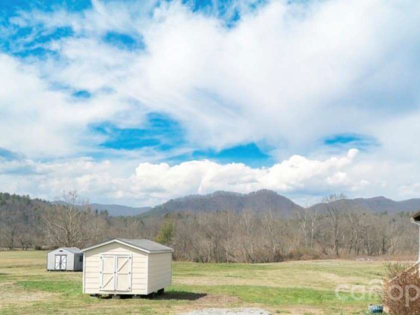 2742 Hwy 268 Highway, Lenoir, NC 28645.  MLS# CAR4354775, YatesRealty ID 7241. 