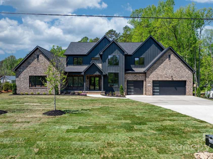 4377 Kiser Island Road, Terrell, NC 28682.  MLS# CAR4248976, YatesRealty ID 7241. Front 2
