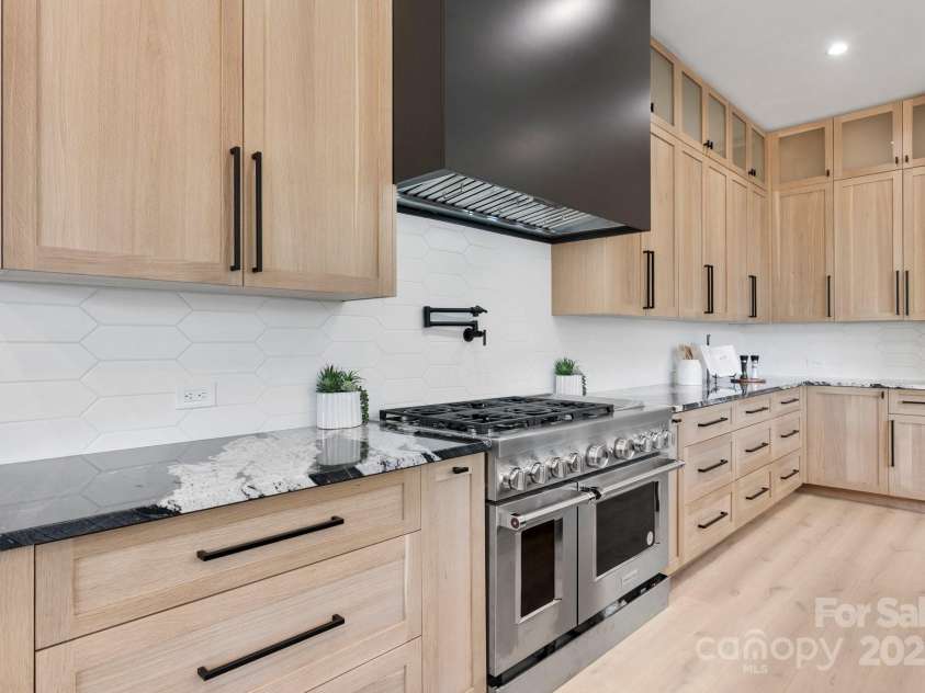 4377 Kiser Island Road, Terrell, NC 28682.  MLS# CAR4248976, YatesRealty ID 7241. Kitchen 5