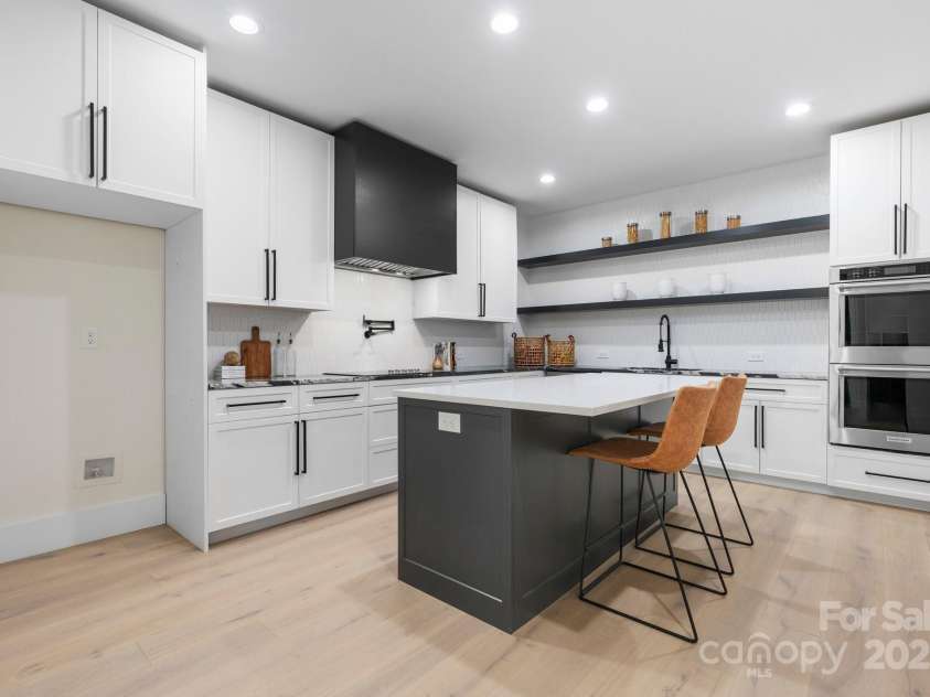 4377 Kiser Island Road, Terrell, NC 28682.  MLS# CAR4248976, YatesRealty ID 7241. Scullery 1