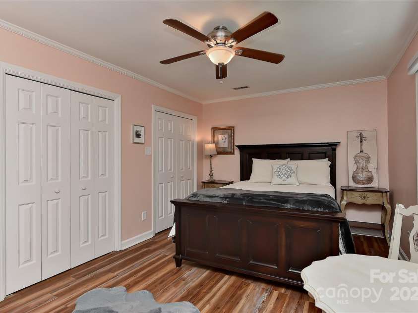 218 Kimrod Lane, Charlotte, NC 28270.  MLS# CAR4246775, YatesRealty ID 7242. 