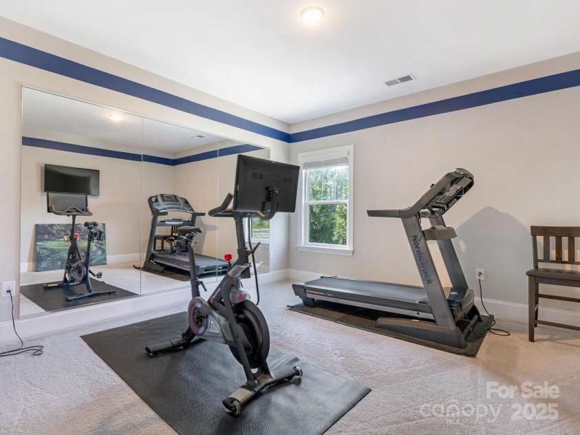 5078 Hyannis Court, Matthews, NC 28104.  MLS# CAR4246672, YatesRealty ID 7244. 