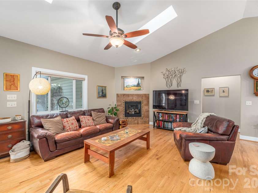 3 Pathwood Lane, Weaverville, NC 28787.  MLS# CAR4349898, YatesRealty ID 7246. 