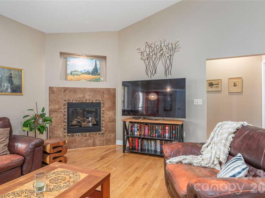 3 Pathwood Lane, Weaverville, NC 28787.  MLS# CAR4349898, YatesRealty ID 7246. 