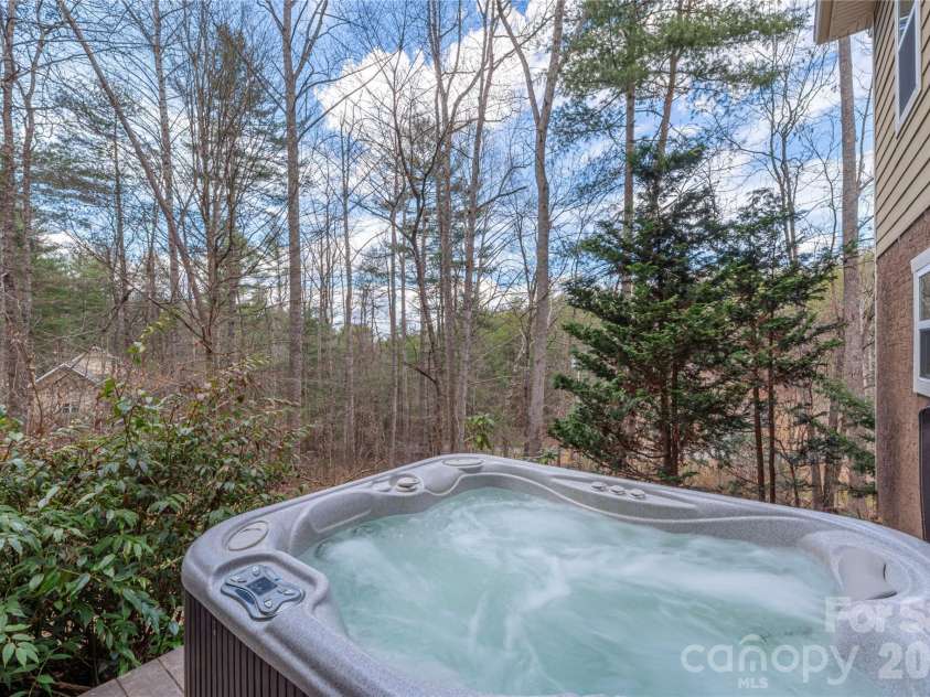 3 Pathwood Lane, Weaverville, NC 28787.  MLS# CAR4349898, YatesRealty ID 7246. 