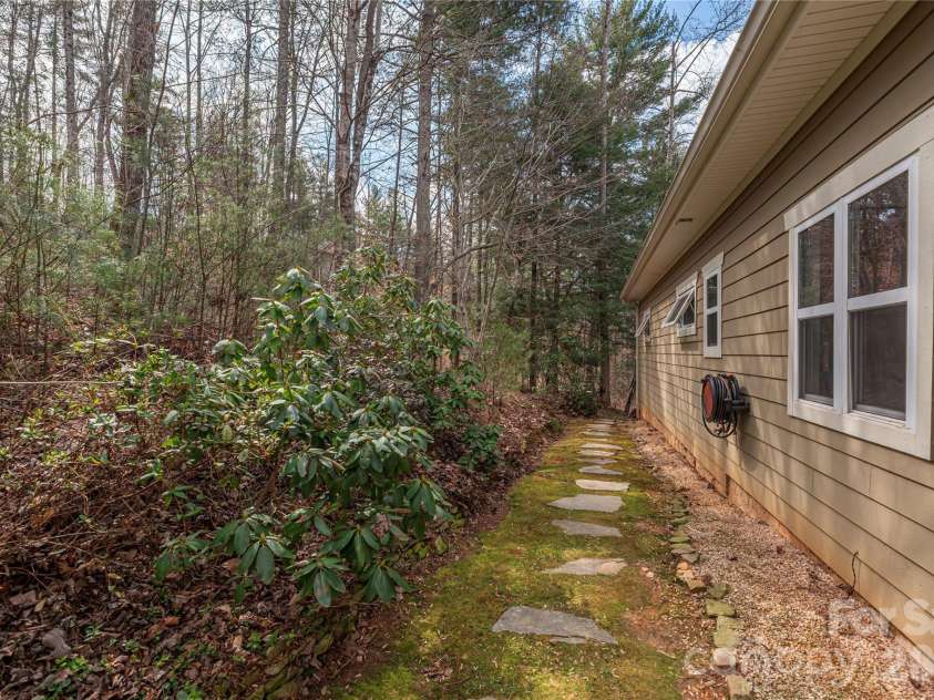 3 Pathwood Lane, Weaverville, NC 28787.  MLS# CAR4349898, YatesRealty ID 7246. 