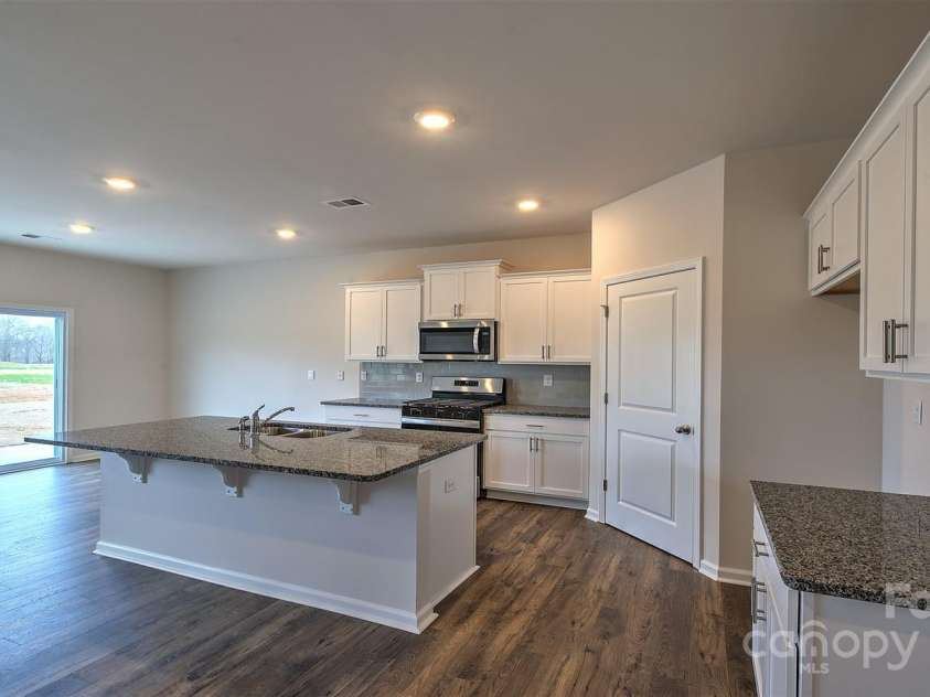 580 Country Oak Drive, Asheville, NC 28804.  MLS# CAR4206325, YatesRealty ID 7248. Representation Photo Only