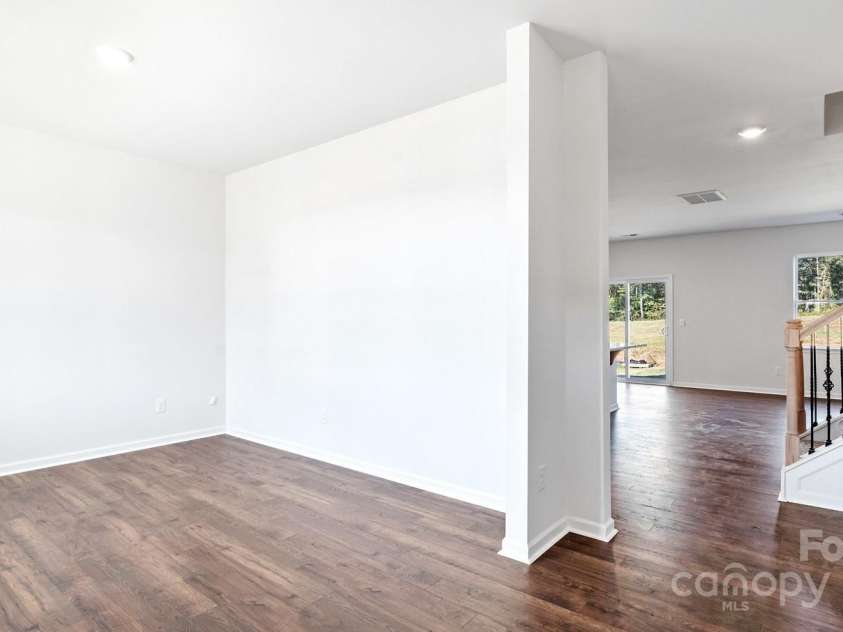 580 Country Oak Drive, Asheville, NC 28804.  MLS# CAR4206325, YatesRealty ID 7248. Representation Photo Only