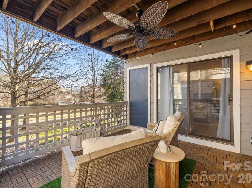 318 Queens Road, Charlotte, NC 28204.  MLS# CAR4341342, YatesRealty ID 7249. 