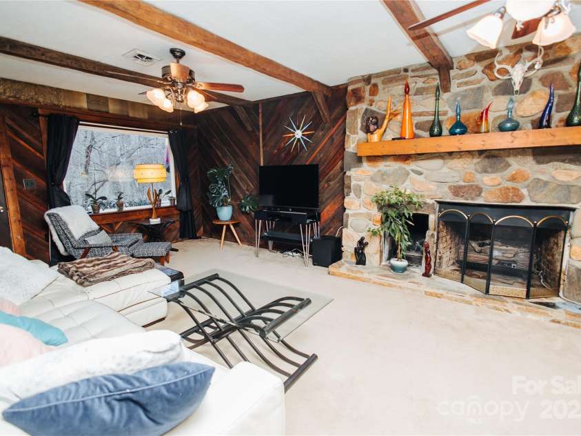 5398 US 221 Highway, Marion, NC 28752.  MLS# CAR4215873, YatesRealty ID 7249. 