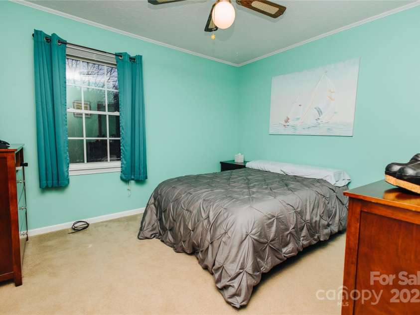 5398 US 221 Highway, Marion, NC 28752.  MLS# CAR4215873, YatesRealty ID 7249. 