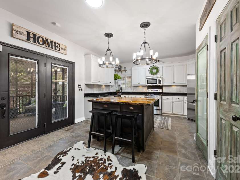 244 Mark Ryan Lane, Dallas, NC 28034.  MLS# CAR4328222, YatesRealty ID 725. 