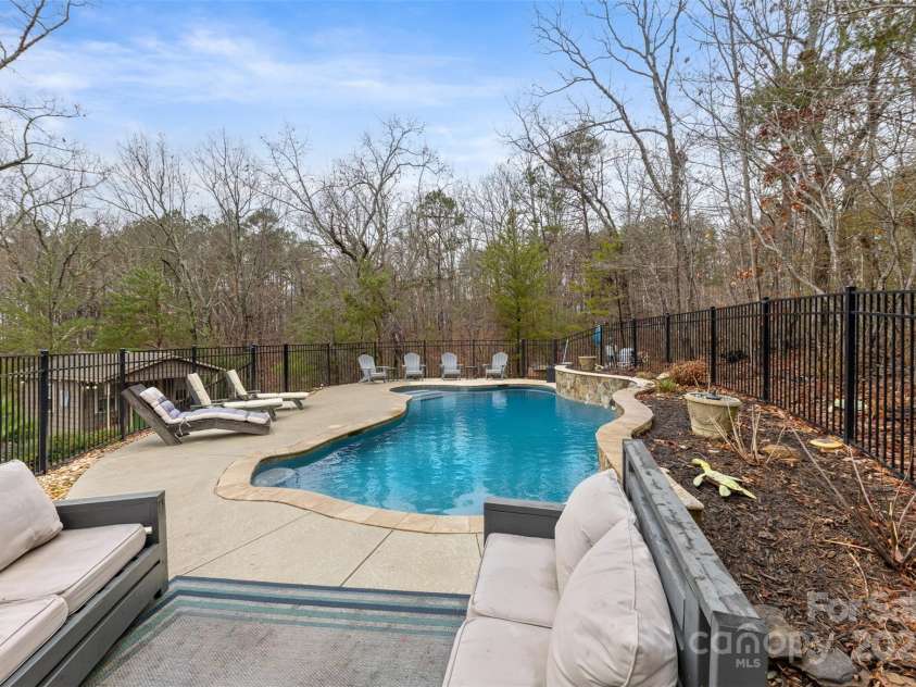 244 Mark Ryan Lane, Dallas, NC 28034.  MLS# CAR4328222, YatesRealty ID 725. 