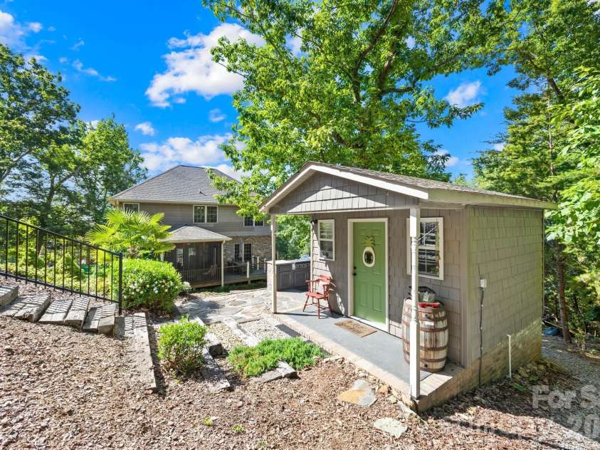 244 Mark Ryan Lane, Dallas, NC 28034.  MLS# CAR4389974, YatesRealty ID 725. Pool house
