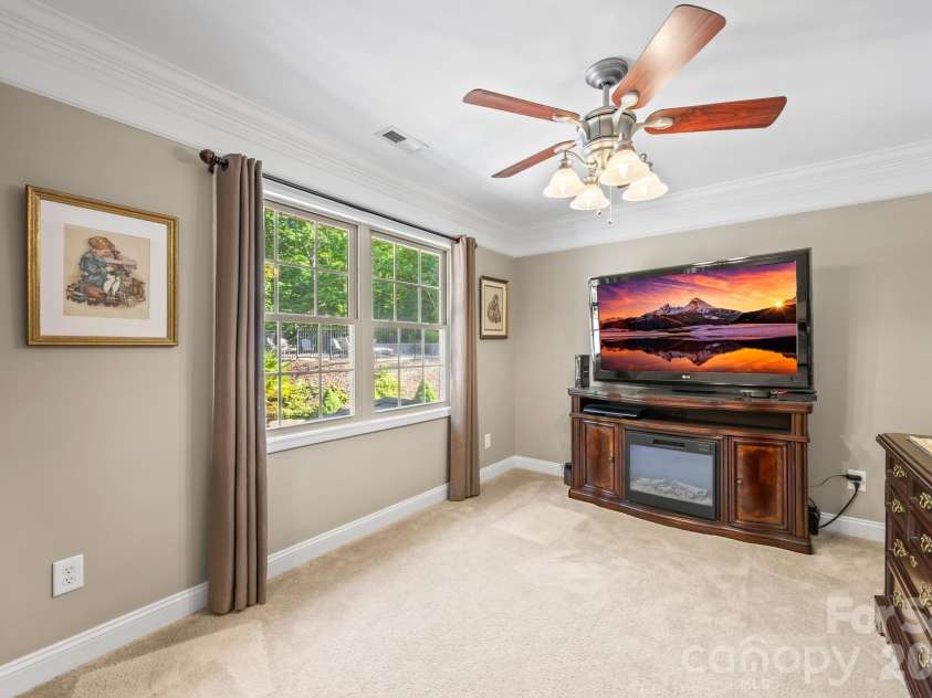 244 Mark Ryan Lane, Dallas, NC 28034.  MLS# CAR4389974, YatesRealty ID 725. Sitting room with ceiling fan