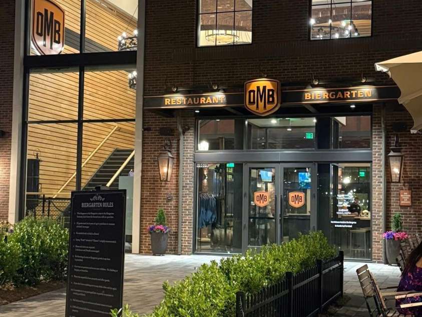 14028 Felix Lane, Charlotte, NC 28277.  MLS# CAR4219081, YatesRealty ID 7251. 