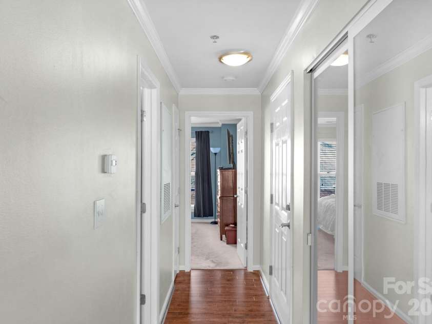 513 N Graham Street, Charlotte, NC 28202.  MLS# CAR4346803, YatesRealty ID 7251. 