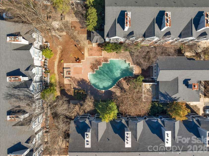 513 N Graham Street, Charlotte, NC 28202.  MLS# CAR4346803, YatesRealty ID 7251. 