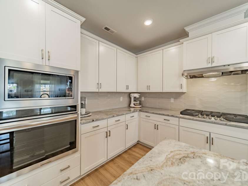 5107 Moselle Avenue, Fort Mill, SC 29707.  MLS# CAR4346077, YatesRealty ID 7253. 