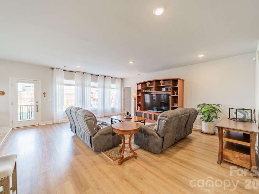 5107 Moselle Avenue, Fort Mill, SC 29707.  MLS# CAR4346077, YatesRealty ID 7253. 