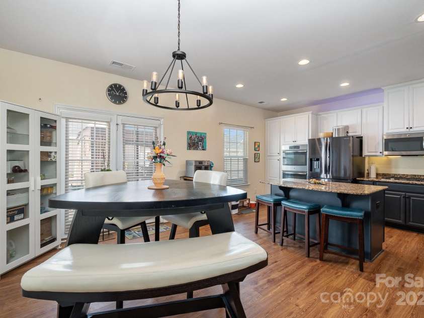 6830 Colonial Garden Drive, Huntersville, NC 28078.  MLS# CAR4220962, YatesRealty ID 7253. 