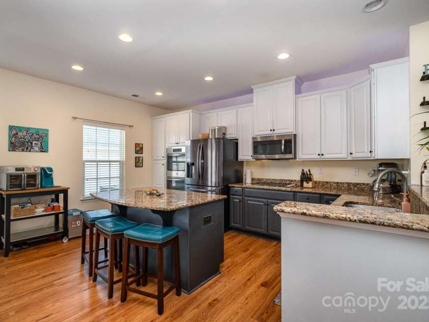6830 Colonial Garden Drive, Huntersville, NC 28078.  MLS# CAR4220962, YatesRealty ID 7253. 