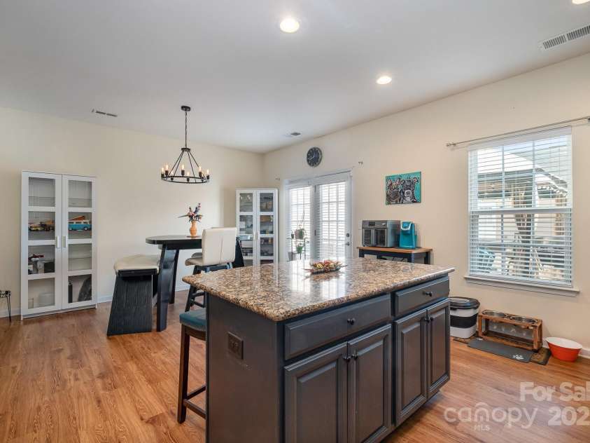 6830 Colonial Garden Drive, Huntersville, NC 28078.  MLS# CAR4220962, YatesRealty ID 7253. 