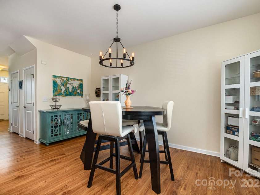 6830 Colonial Garden Drive, Huntersville, NC 28078.  MLS# CAR4220962, YatesRealty ID 7253. 