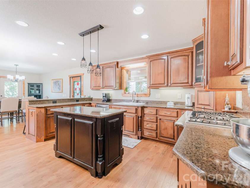168 Laramie Heights, Andrews, NC 28901.  MLS# CAR4323146, YatesRealty ID 7254. 