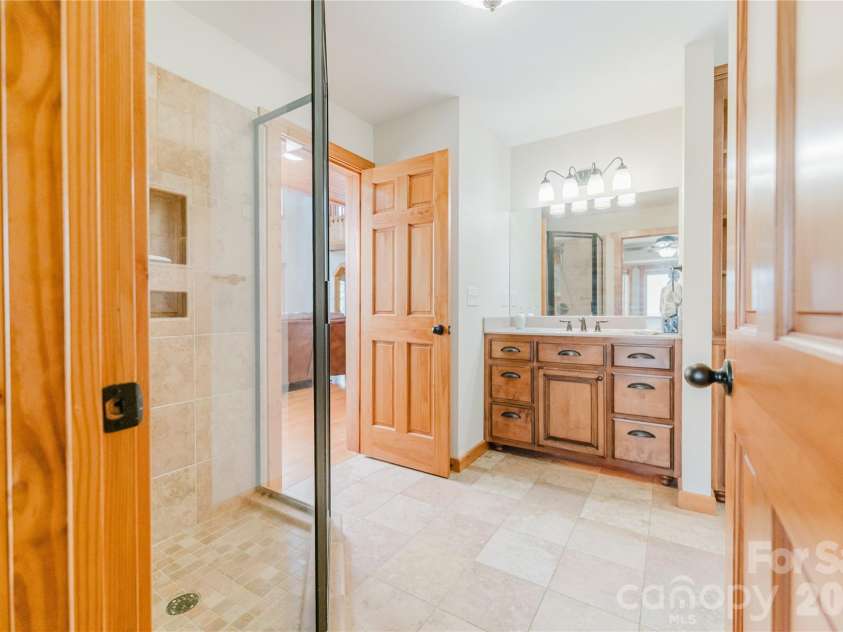 168 Laramie Heights, Andrews, NC 28901.  MLS# CAR4323146, YatesRealty ID 7254. 