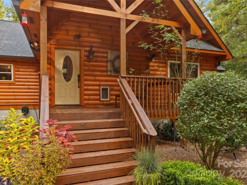 650 McDowell Road, Columbus, NC 28722.  MLS# CAR4305164, YatesRealty ID 7254. 