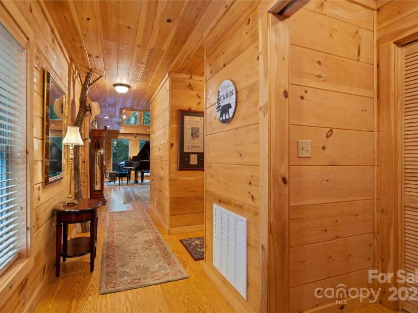 650 McDowell Road, Columbus, NC 28722.  MLS# CAR4305164, YatesRealty ID 7254. 