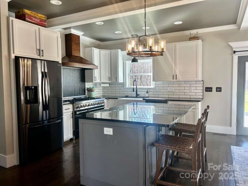 1934 Hollybrook Lane, Lancaster, SC 29720.  MLS# CAR4225470, YatesRealty ID 7257. 