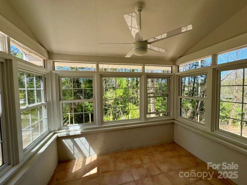 1812 Lower Ridgewood Boulevard, Hendersonville, NC 28791.  MLS# CAR4247847, YatesRealty ID 7258. 