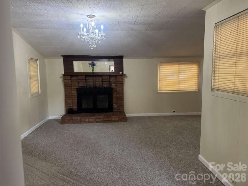 709 Sunset Drive, Salisbury, NC 28147.  MLS# CAR4404940, YatesRealty ID 7258. 