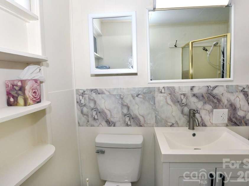 709 Sunset Drive, Salisbury, NC 28147.  MLS# CAR4404940, YatesRealty ID 7258. 